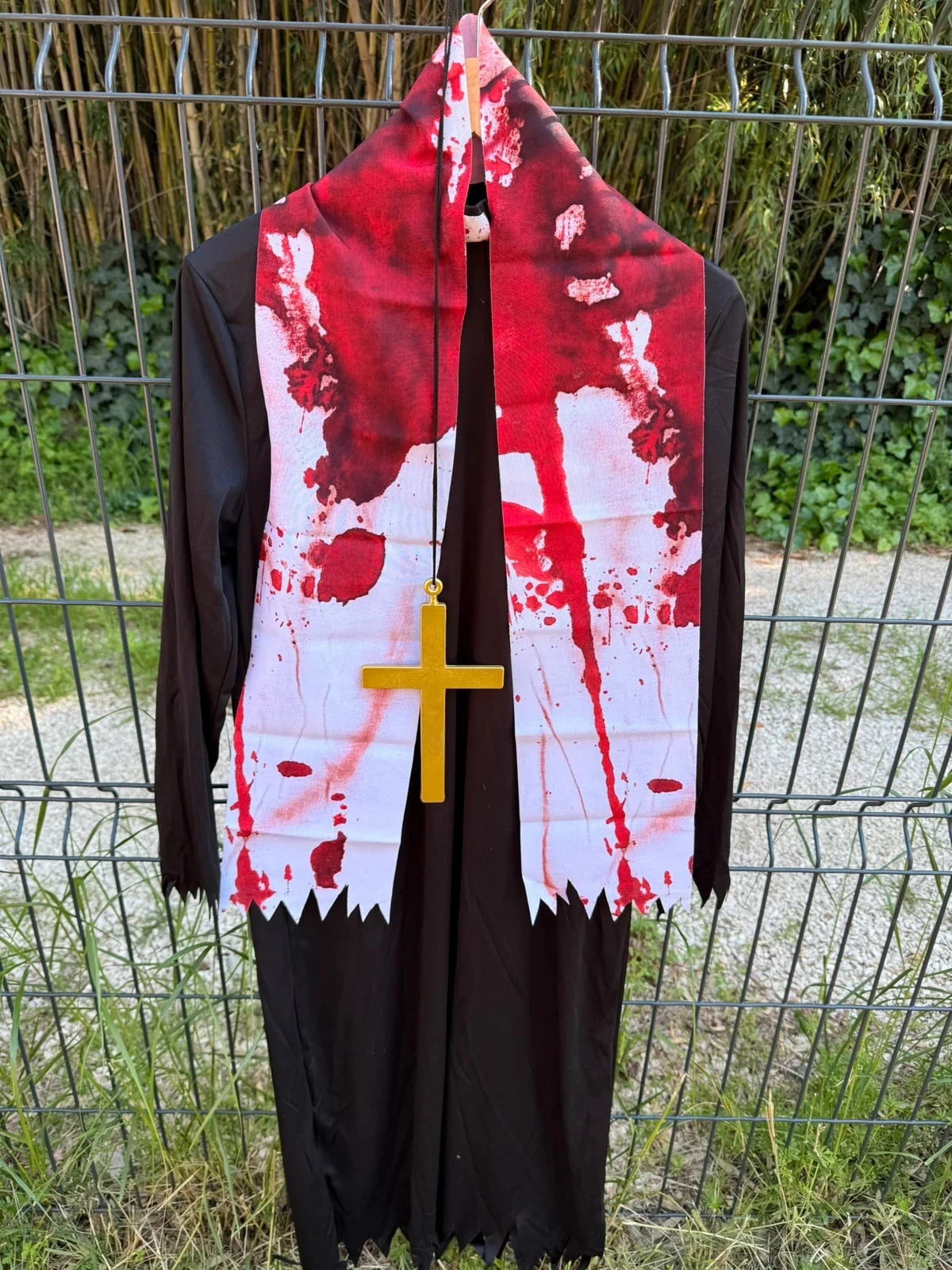 Used once zombie priest Halloween costume size small – photo 8